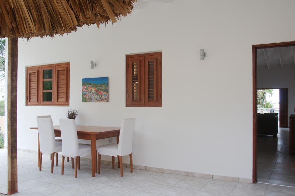 Bantopa Apartments Willemstad Room photo