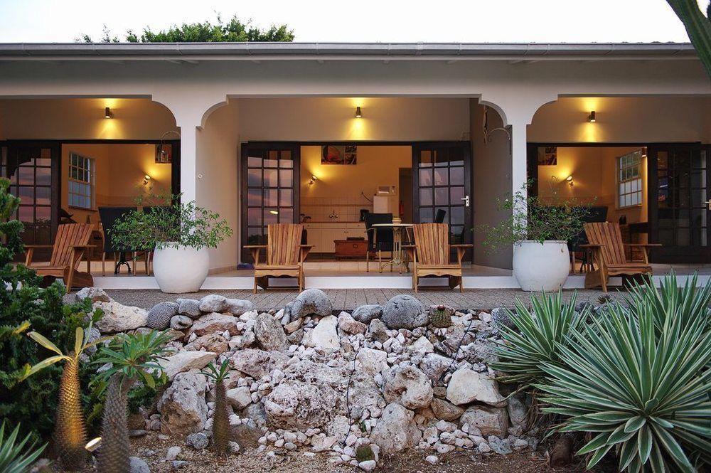 Bantopa Apartments Willemstad Exterior photo