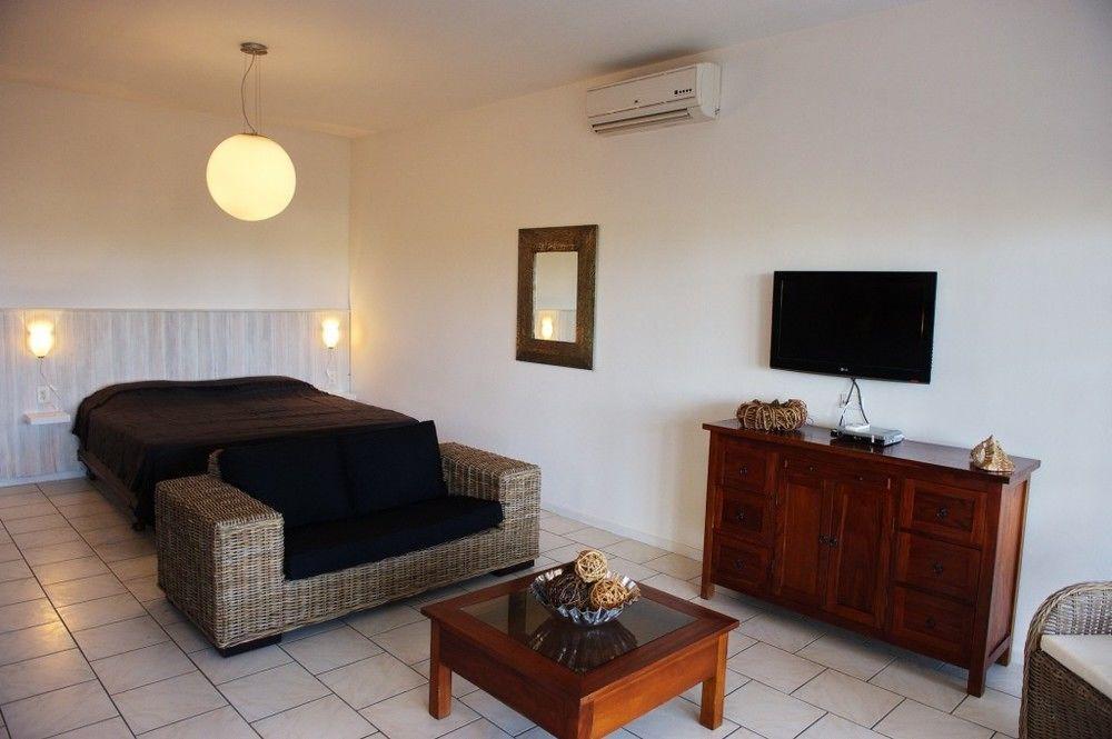 Bantopa Apartments Willemstad Exterior photo