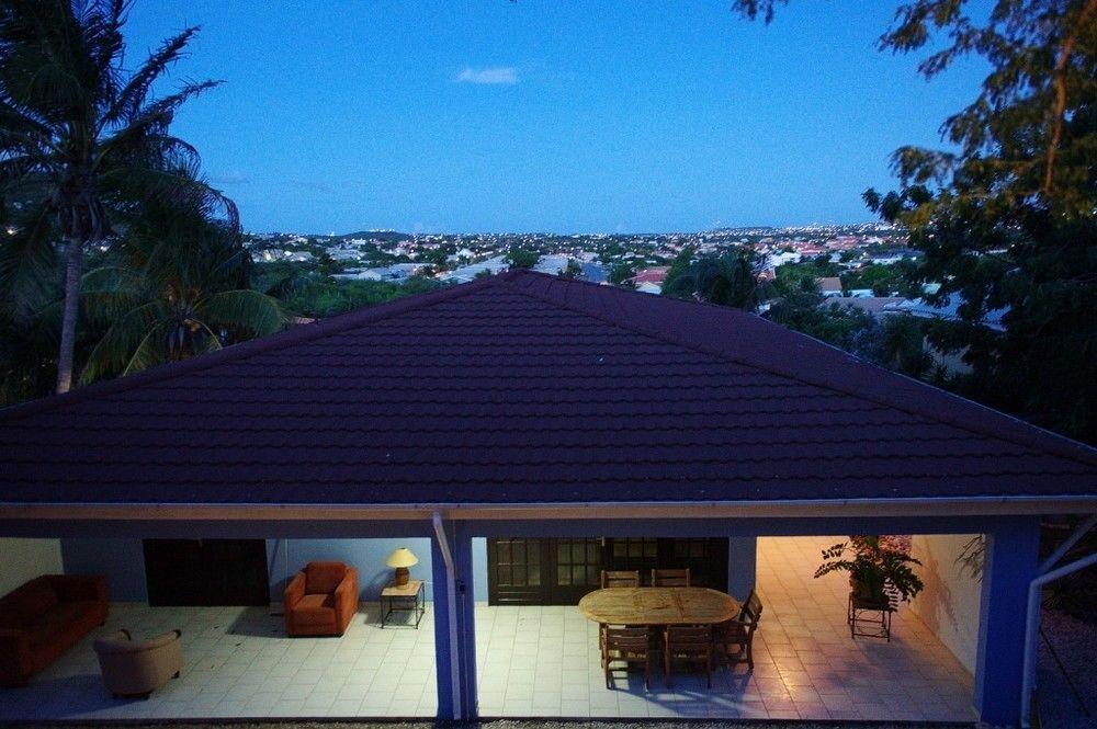Bantopa Apartments Willemstad Exterior photo